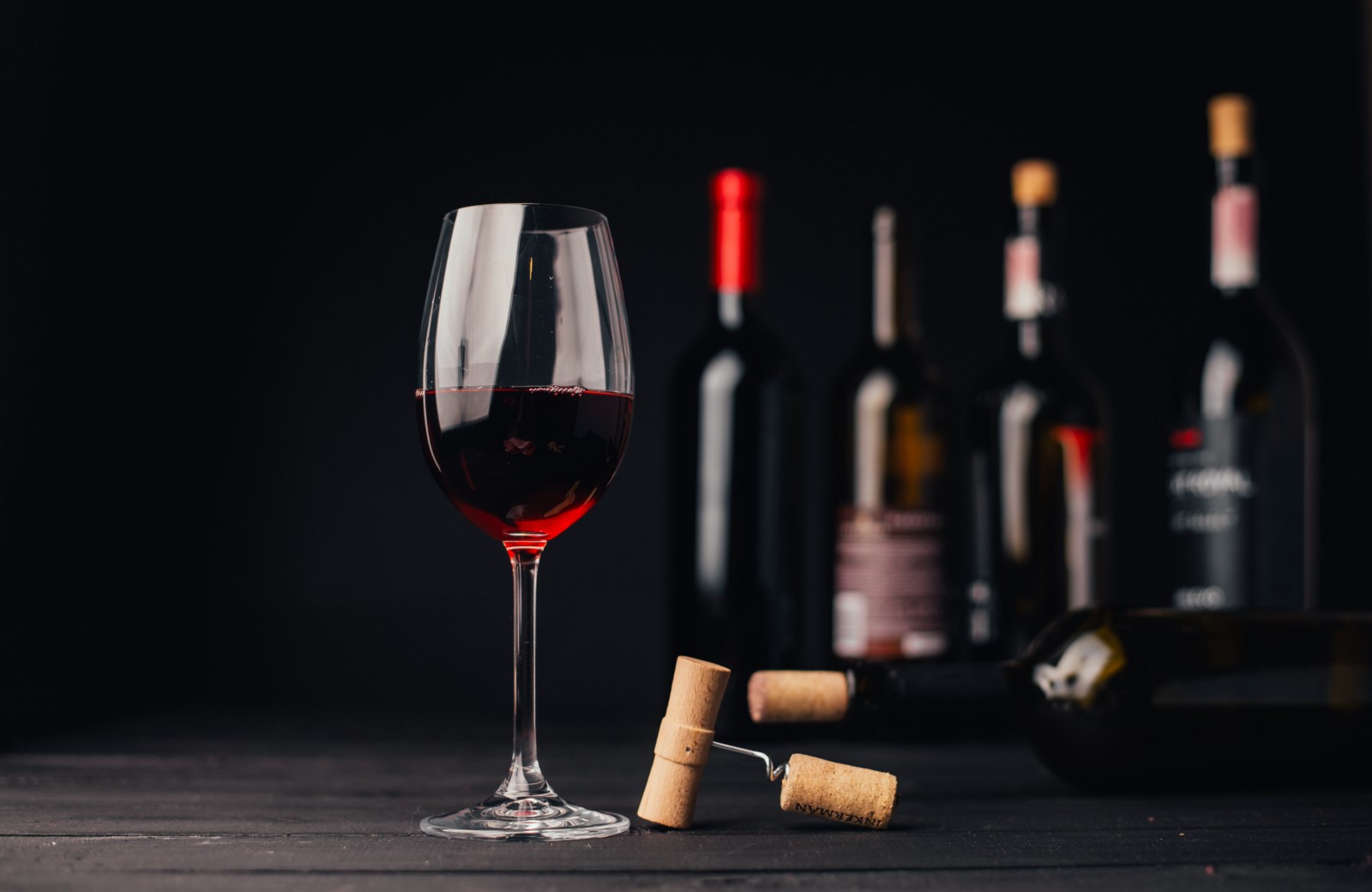 Cave à vin de service : quelle température pour conserver son vin ?